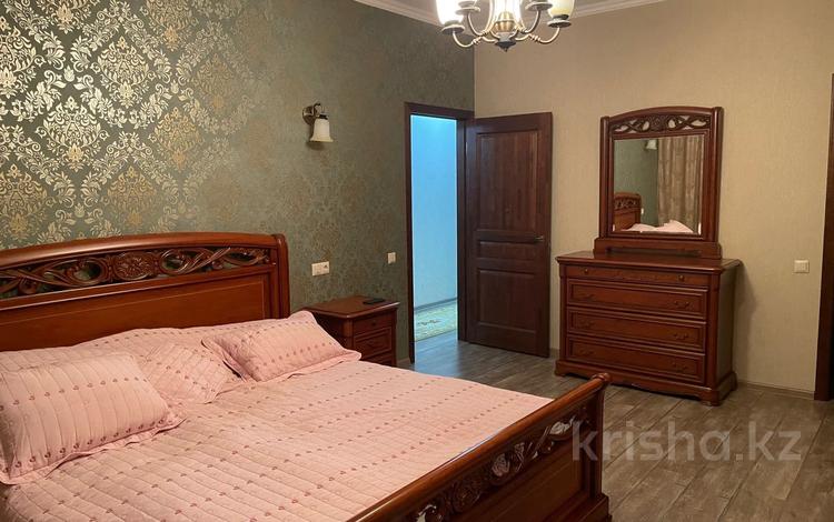 3-бөлмелі пәтер · 130 м² · 3/6 қабат, мкр Мирас, Мкр. Мирас 157, бағасы: 600 000 ₸ в Алматы, Бостандыкский р-н — фото 2