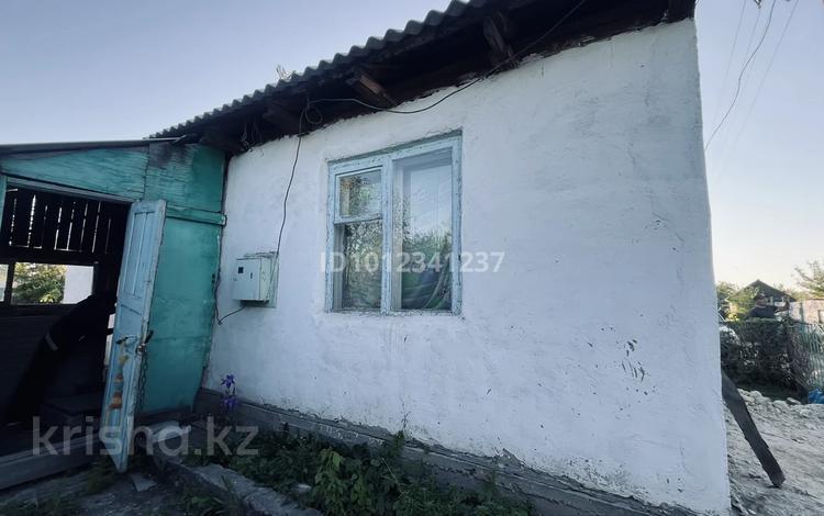 Жеке үй · 3 бөлме · 44 м² · 6 жүзд., Восточный правый 1592 — Пос. Восточный, на развилки, бағасы: 4.5 млн ₸ в Семее — фото 2