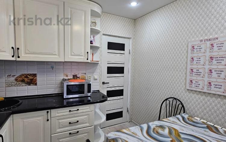 2-бөлмелі пәтер · 50.5 м² · 4/5 қабат, Старый город, жанкожа батыра 3, бағасы: 17 млн ₸ в Актобе — фото 2
