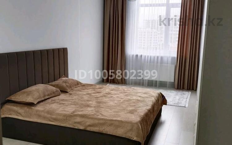2-комнатная квартира · 62 м² · 6/17 этаж, Нажмеденова 29/2 за 280 000 ₸ в Астане, Сарайшык р-н — фото 2