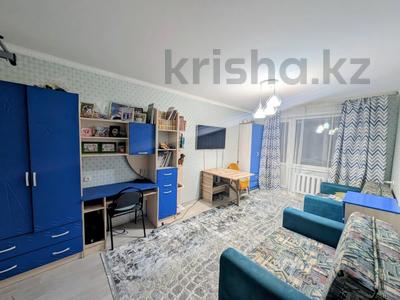 3-комнатная квартира · 64 м² · 5/5 этаж, Строитель за 18.5 млн ₸ в Уральске