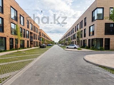 4-комнатная квартира · 122 м² · 3/3 этаж, Аль- Фараби 116/38 за 235 млн ₸ в Алматы, Бостандыкский р-н