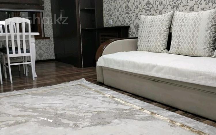 2-комнатная квартира · 52 м² · 2/4 этаж, Момышулы 3а за 250 000 ₸ в Шымкенте, Аль-Фарабийский р-н — фото 2