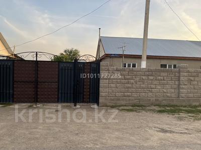 Отдельный дом · 4 комнаты · 110 м² · 10 сот., Жайсан ауылы, С.Шакиров 16/1 за 15 млн ₸ в Шу