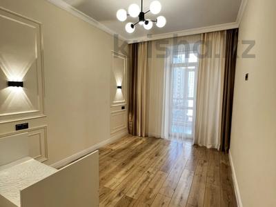 4-комнатная квартира · 97 м² · 4/12 этаж, Чингиз Айтматов 60/1 — Срочно! за 50 млн ₸ в Астане, Нура р-н