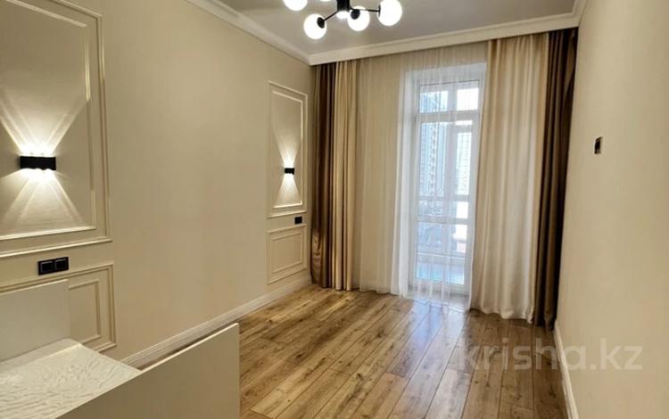 4-комнатная квартира · 97 м² · 4/12 этаж, Чингиз Айтматов 60/1 — Срочно! за 50 млн ₸ в Астане, Нура р-н — фото 2