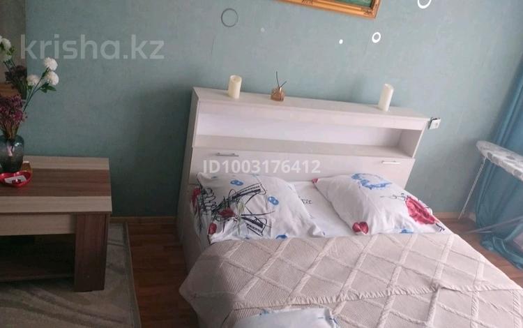 1-комнатная квартира · 36 м² · 3/5 этаж, Мухита 128 — Магазин Урал, КазИИТУ, ЖД вокзал за 8 000 ₸ в Уральске — фото 18