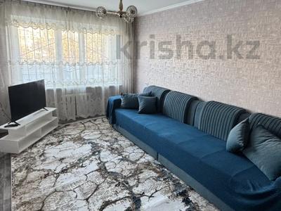 2-бөлмелі пәтер · 80 м² · 2/5 қабат, 16-шағынаудан 6 — Восток, Север,Кабиско, фабрика Рахат ,школа МВД, бағасы: 12 000 ₸ в Шымкенте, Аль-Фарабийский р-н