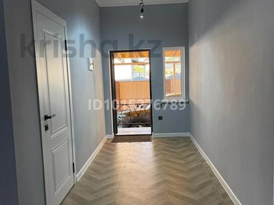 Жеке үй · 4 бөлме · 135 м² · 4 жүзд., 089 63/97 — Бахар ресторанның арты, бағасы: 350 000 ₸ в 