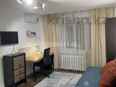 1-бөлмелі пәтер · 30.2 м² · 4/4 қабат, Кунаева 164 — Уг.ул.Абая, бағасы: 15 000 ₸ в Алматы, Медеуский р-н