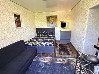 1-бөлмелі пәтер · 32 м² · 4/4 қабат, 8-шағынаудан, Желтоксан 6 — Момышулы и желтоксан, бағасы: 13 000 ₸ в Шымкенте, Туран р-н