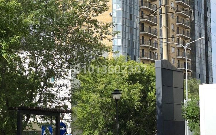 1-комнатная квартира · 56.5 м² · 10/15 этаж, Омарова 10 за 25 млн ₸ в Астане, р-н Байконур — фото 19