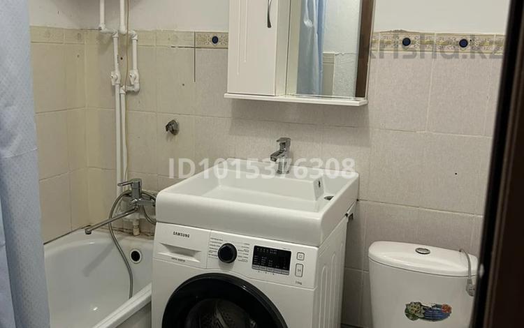 2-бөлмелі пәтер · 60 м² · 5/5 қабат, 19-шағынаудан 50 — Остановка фелида, бағасы: 120 000 ₸ в Караганде, Алихана Бокейханова р-н — фото 2