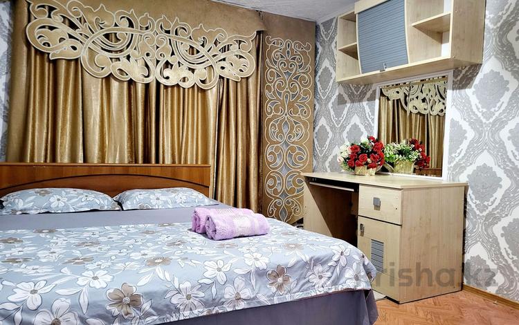 1-комнатная квартира · 35 м² · 4/4 этаж, Бейбітшілік 2 — ТЦ"ShimkentPlaza". за 15 000 ₸ в Шымкенте, Аль-Фарабийский р-н — фото 7