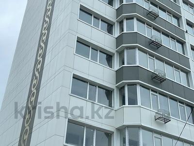 2-комнатная квартира · 56 м² · 8/9 этаж, Сатпаева 13В за 23 млн 〒 в Усть-Каменогорске