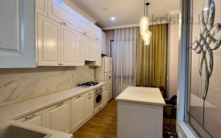 6-комнатная квартира · 200 м² · 5/6 этаж, Маметова 89 за 700 000 ₸ в Шымкенте, Туран р-н — фото 2