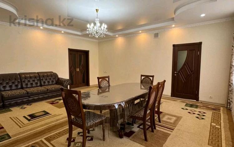 4-комнатная квартира · 180 м² · 1/2 этаж, заводская за 70 млн ₸ в Петропавловске — фото 2