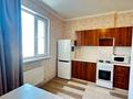 1-комнатная квартира, 50 м², 8/13 этаж, Шаймерден Косшыгулулы 25\1 за 21 млн 〒 в Астане, Сарыарка р-н — фото 3