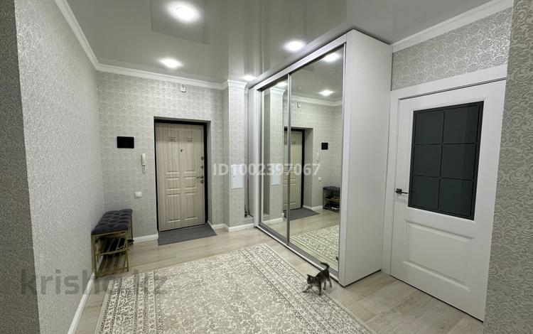 4-бөлмелі пәтер · 125 м² · 3/5 қабат, Алтын орда ш/а. 40в, бағасы: 48 млн ₸ в Актобе, мкр. Алтын орда — фото 2