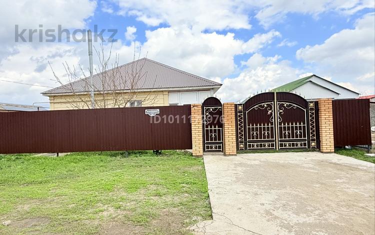 4-бөлмелі пәтер · 120 м² · 1/1 қабат, Шәмші қалдаяқов — Район деркул, үміт, рядом 51 школ, бағасы: 25 млн ₸ в Уральске — фото 2