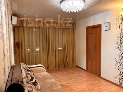 2-бөлмелі пәтер, 45.4 м², 5/5 қабат, Пр. Абдирова, бағасы: ~ 17.9 млн 〒 в Караганде, Казыбек би р-н