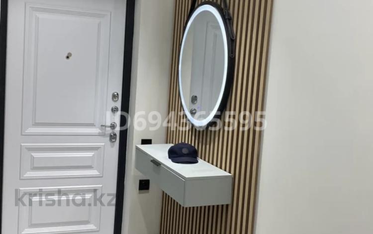 3-бөлмелі пәтер · 100 м² · 10/10 қабат, 18А мкр 10, бағасы: 45 млн ₸ в Актау — фото 2