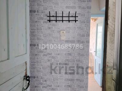 1-бөлмелі пәтер · 31 м² · 5/5 қабат, Бурова 16а — У-ка вокзал, бағасы: 90 000 ₸ в Усть-Каменогорске
