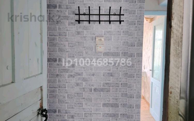1-бөлмелі пәтер · 31 м² · 5/5 қабат, Бурова 16а — У-ка вокзал, бағасы: 90 000 ₸ в Усть-Каменогорске — фото 2