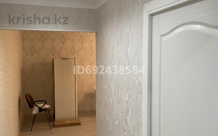2-комнатная квартира, 43.1 м², 1/5 этаж, мкр Аксай-3 за 32.5 млн 〒 в Алматы, Ауэзовский р-н — фото 6