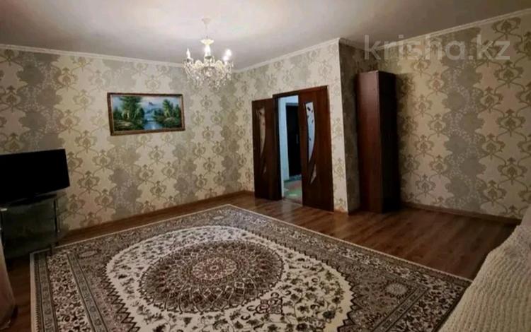 2-комнатная квартира · 70 м² · 4/5 этаж, мкр Нурсат 125 за 200 000 ₸ в Шымкенте, Каратауский р-н — фото 2