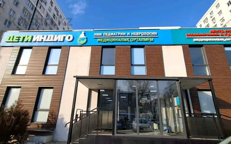 Сұлулық салондары, фитнес және спорт, медорталықтар мен дәріханалар, білім орталықтары, ойын-сауық, конференц-залдар, кабинеттер және жұмыс орындары, студиялар · 1100 м², бағасы: 11 млн ₸ в Алматы, Алмалинский р-н — фото 2