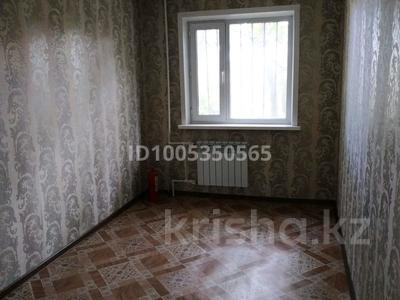 2-комнатная квартира · 45 м² · 2/5 этаж, Байсеитовой 2/1 — Район, где находилась бывшая гимназия N15 за 75 000 〒 в Темиртау