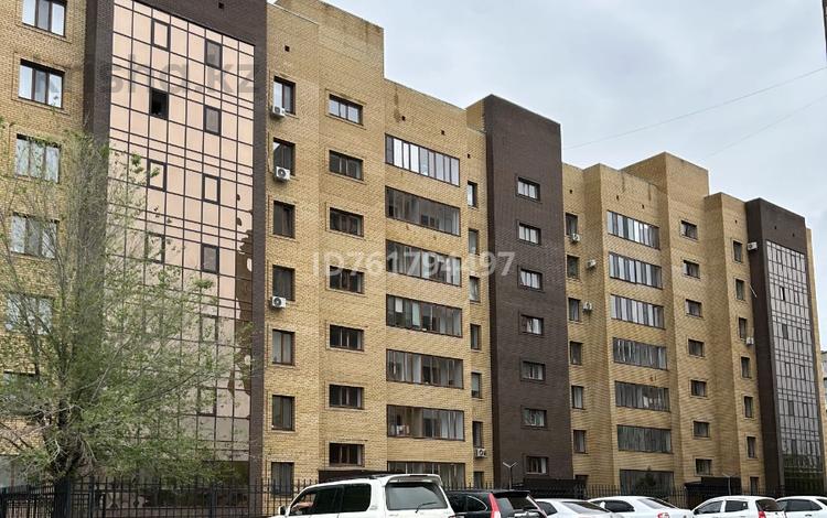 2-бөлмелі пәтер · 72 м² · 5/7 қабат, Чайкиной 25, бағасы: 35.5 млн ₸ в Семее — фото 2