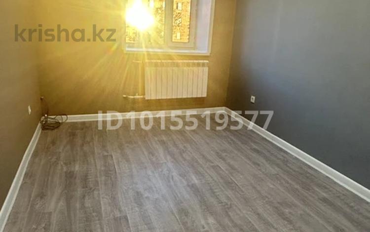 3-бөлмелі пәтер · 63.5 м² · 3/3 қабат, Карла маркса 46а — Десятый магазин, бағасы: 13.5 млн ₸ в Шахтинске — фото 2