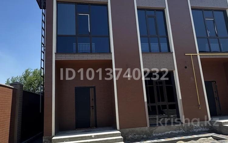 Часть дома · 4 комнаты · 180 м² · 4 сот., Домалак ана 514 за 43 млн ₸ в Таразе — фото 2