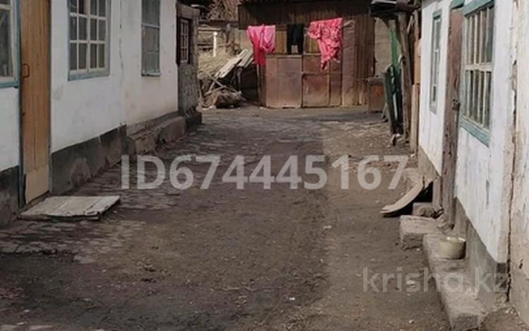 Жеке үй · 2 бөлме · 40 м² · 1 жүзд., Бегельдинова, бағасы: 900 000 ₸ в  — фото 2