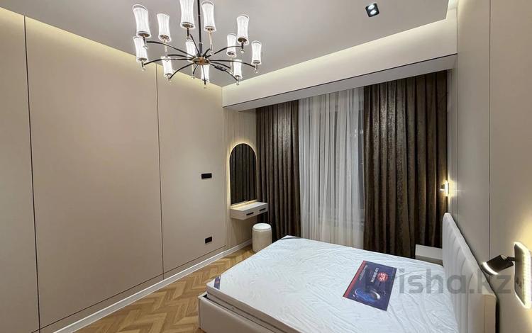 2-комнатная квартира · 65 м² · 13/18 этаж, Аль-Фараби 41 за 750 000 ₸ в Алматы, Бостандыкский р-н — фото 2