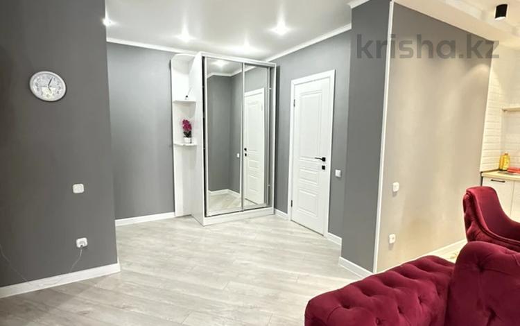 1-бөлмелі пәтер · 45 м² · 1/5 қабат, мкр Кунаева 57, бағасы: 19.5 млн ₸ в Уральске — фото 2