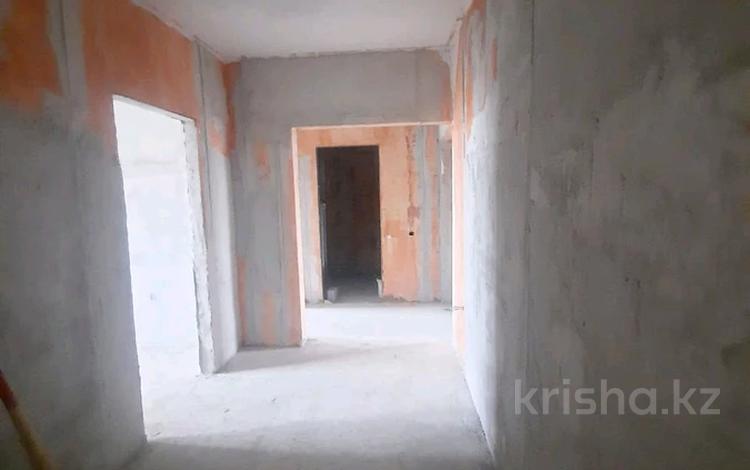 3-комнатная квартира, 90 м², 4/5 этаж, Каратал за 27 млн 〒 в Талдыкоргане — фото 2