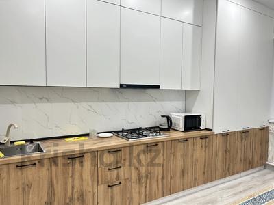 1-бөлмелі пәтер · 50 м² · 4/5 қабат, Алтын орда ш/а. 42/1 — Көктөбе, Анвар, бағасы: 10 000 ₸ в Актобе, мкр. Алтын орда