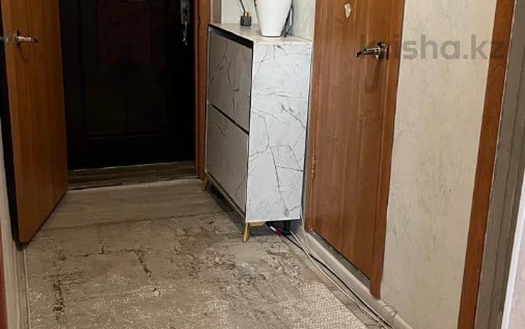 1-бөлмелі пәтер · 39 м² · 2/5 қабат, Жастар, бағасы: 11.3 млн ₸ в Талдыкоргане, мкр Жастар — фото 2