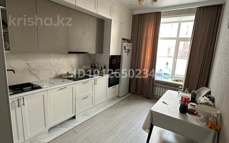 2-бөлмелі пәтер · 67 м² · 1 қабат, мкр Юго-Восток, Ашимова 21 — Же керемет, бағасы: 35 млн ₸ в Караганде, Казыбек би р-н — фото 2