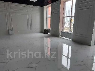 Свободное назначение, офисы, магазины и бутики, общепит, салоны красоты, медцентры и аптеки, образование · 200 м² за 400 млн 〒 в Алматы, Алмалинский р-н