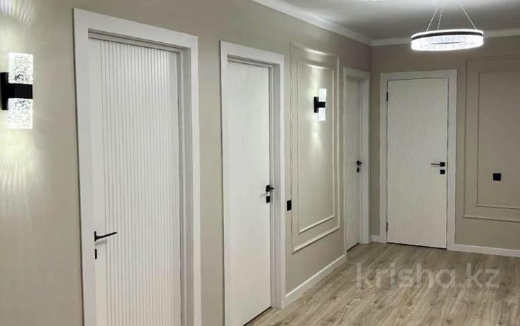 3-комнатная квартира · 90 м² · 2/5 этаж, коктем за 46 млн ₸ в Талдыкоргане, мкр Коктем — фото 2