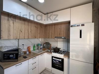 2-бөлмелі пәтер · 50.7 м² · 9/9 қабат, мкр Аксай-3Б, бағасы: 35 млн ₸ в Алматы, Ауэзовский р-н