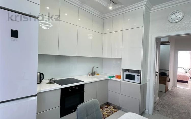 3-бөлмелі пәтер · 70 м² · 8/10 қабат, Алихана Бокейханова 11, бағасы: 55.9 млн ₸ в Астане, Есильский р-н — фото 2