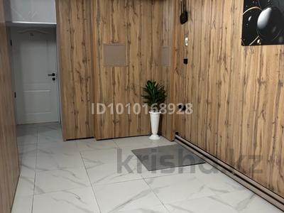 Свободное назначение, офисы, магазины и бутики, салоны красоты, бани, гостиницы и зоны отдыха, фитнес и спорт, медцентры и аптеки, образование, развлечения, кабинеты и рабочие места, студии · 210 м² за 800 000 〒 в Астане, Алматы р-н