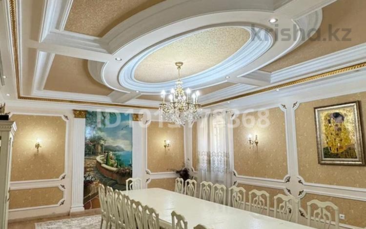 Жеке үй · 8 бөлме · 310 м² · 12 жүзд., "Шығыс 2" ш/а., бағасы: 120 млн ₸ в Актау, мкр "Шыгыс 2" — фото 2