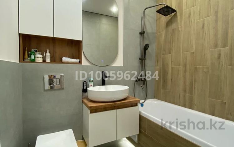 2 комнаты · 59 м² · 9/12 этаж, Кошкарбаева 39в за 110 000 ₸ в Алматы — фото 2