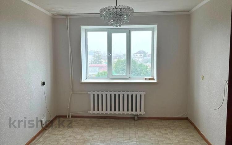 2-комнатная квартира · 54 м² · 5/6 этаж, мкр Шанхай, Макаренко 34 за 11.3 млн ₸ в Актобе — фото 2